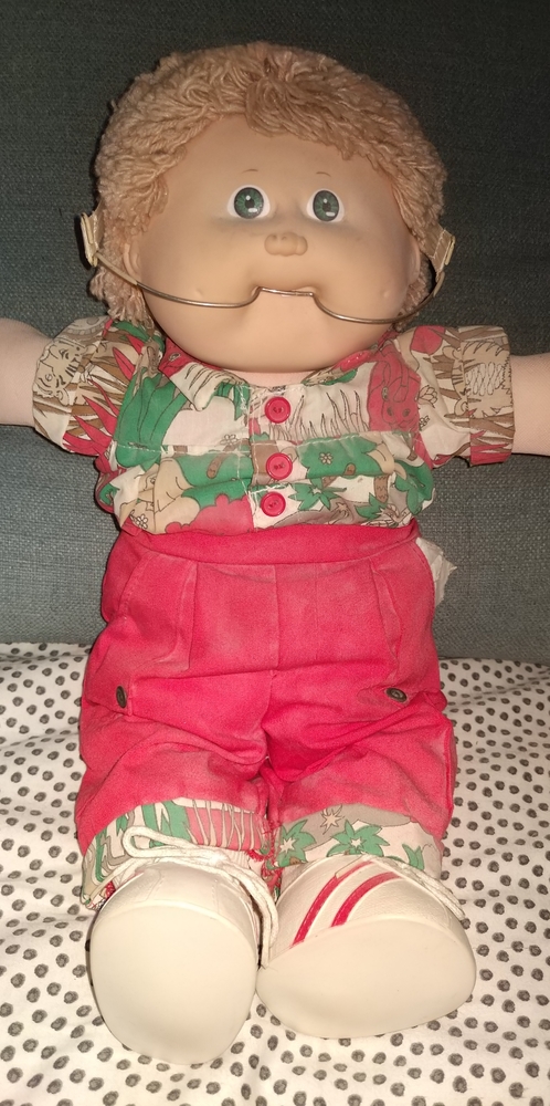**RARE** Vintage Cabbage Patch Doll w/ outfit